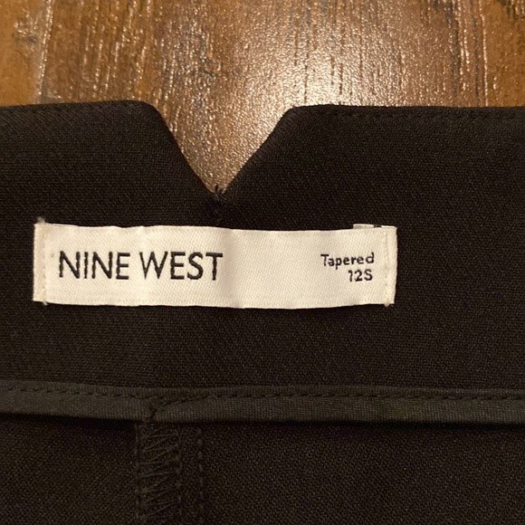 NWT Nine West Black Tapered High Rise Machine Washable Women’s Slacks 12 SHORT - Picture 6 of 11